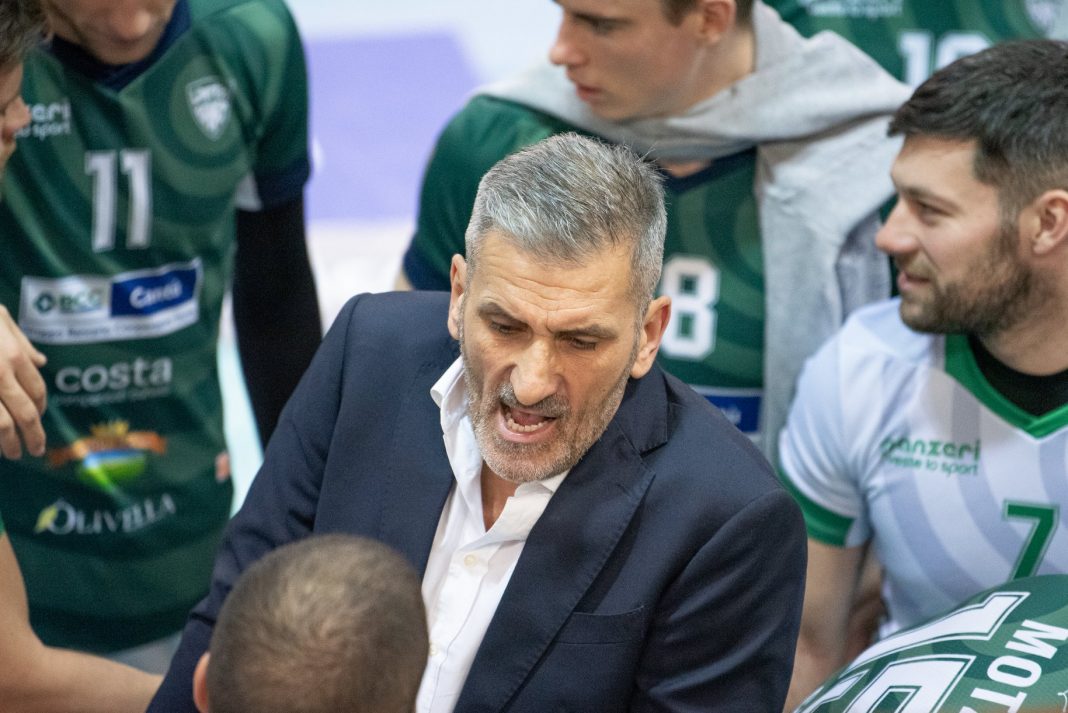 Il Pool Libertas Cantù saluta Coach Luciano Cominetti dopo tre stagioni