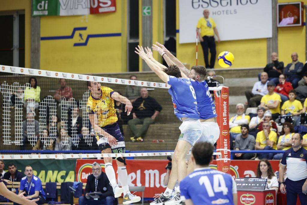 Palmi Passa Al Palas Allende Savigliano Ko 3 0 Lega Pallavolo Serie A